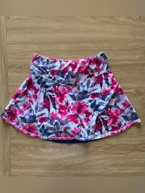 Sofibella Floral Athletic Tennis Skirt With Shorts Pink Navy - Size M